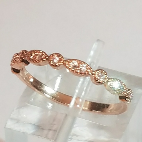 NEW Dainty Rose Gold Milgrain Band Ring - Picture 3 of 4